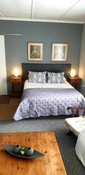 The Sun Room, Graaff-Reinet